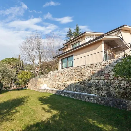 Sofia Villa Torri Del Benaco
