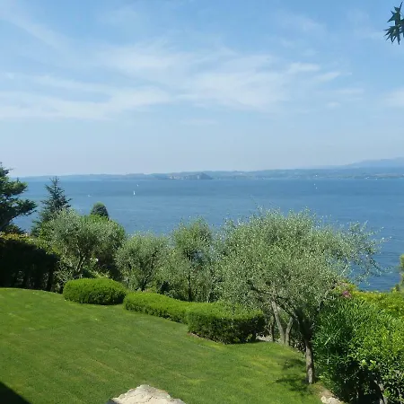 Sofia Villa Torri Del Benaco